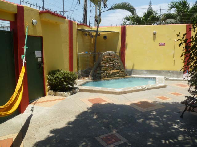 Patio & Jacuzzi Pool